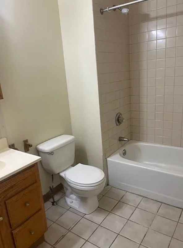 3214 W Montgomery Ave - Photo 5 of 7