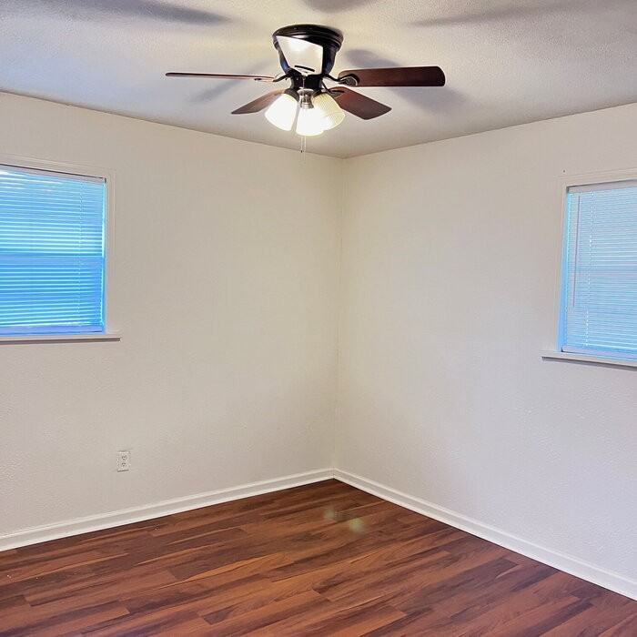 1604 Belmoor Dr - Photo 7 of 8