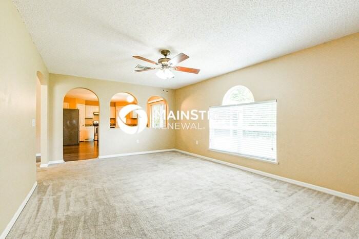 3928 Stonefield Dr - Photo 2 of 18