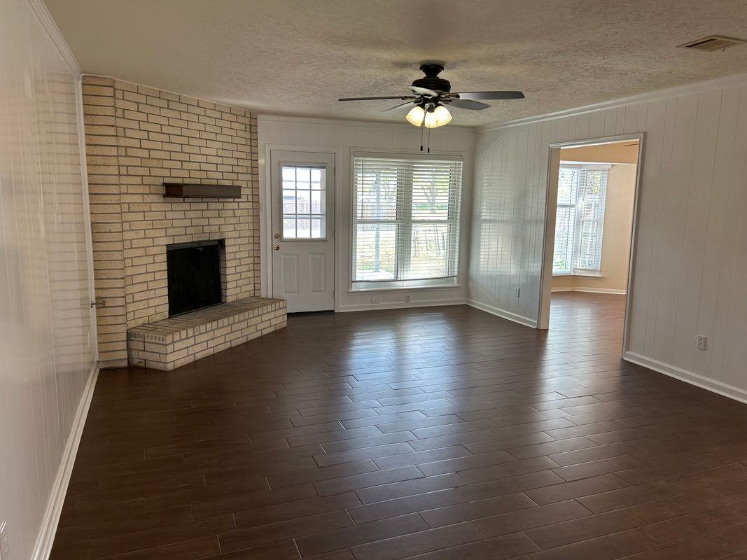 2901 Crane Dr - Photo 6 of 14