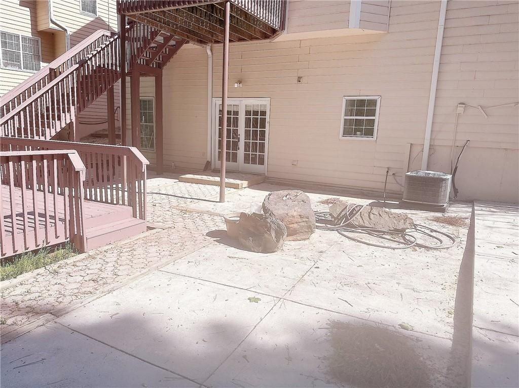 2851 Weston Brook Ct - Photo 2 of 16