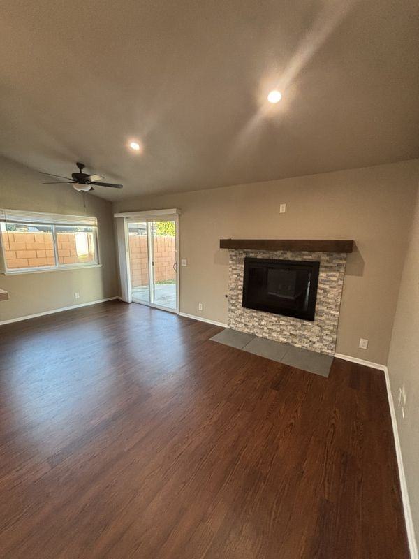 6742 Burke Ct - Photo 5 of 12