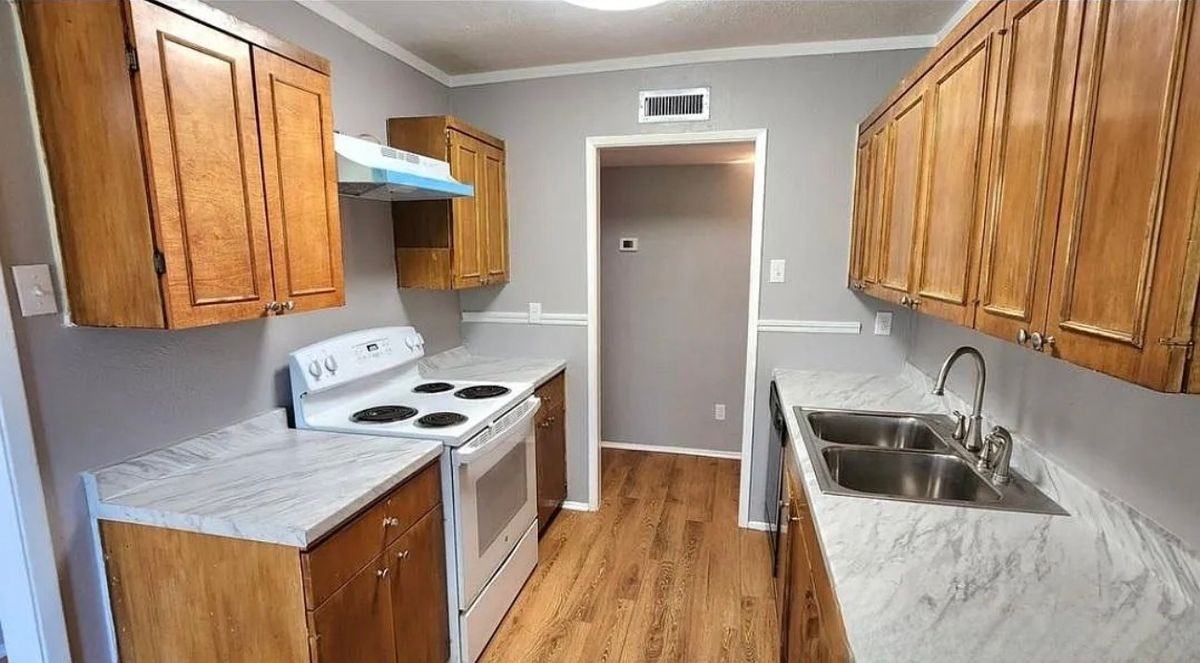 5309 Preston Trl - Photo 4 of 18