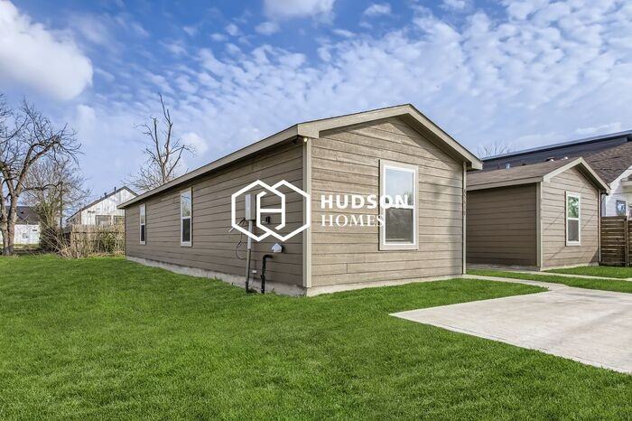 5610 Tommye St #A - Photo 3 of 14