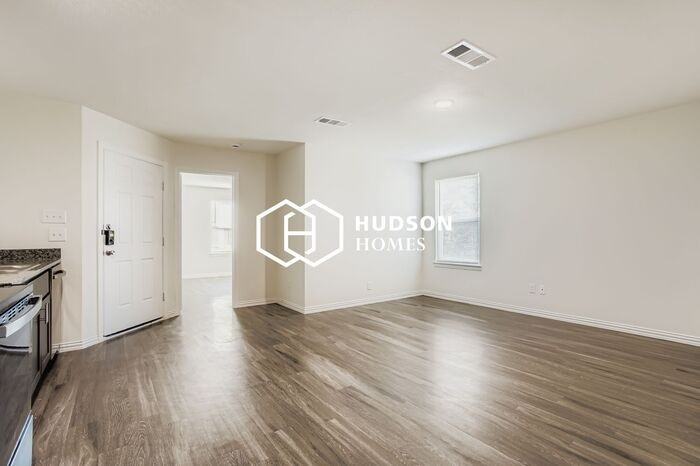 5610 Tommye St #A - Photo 4 of 14