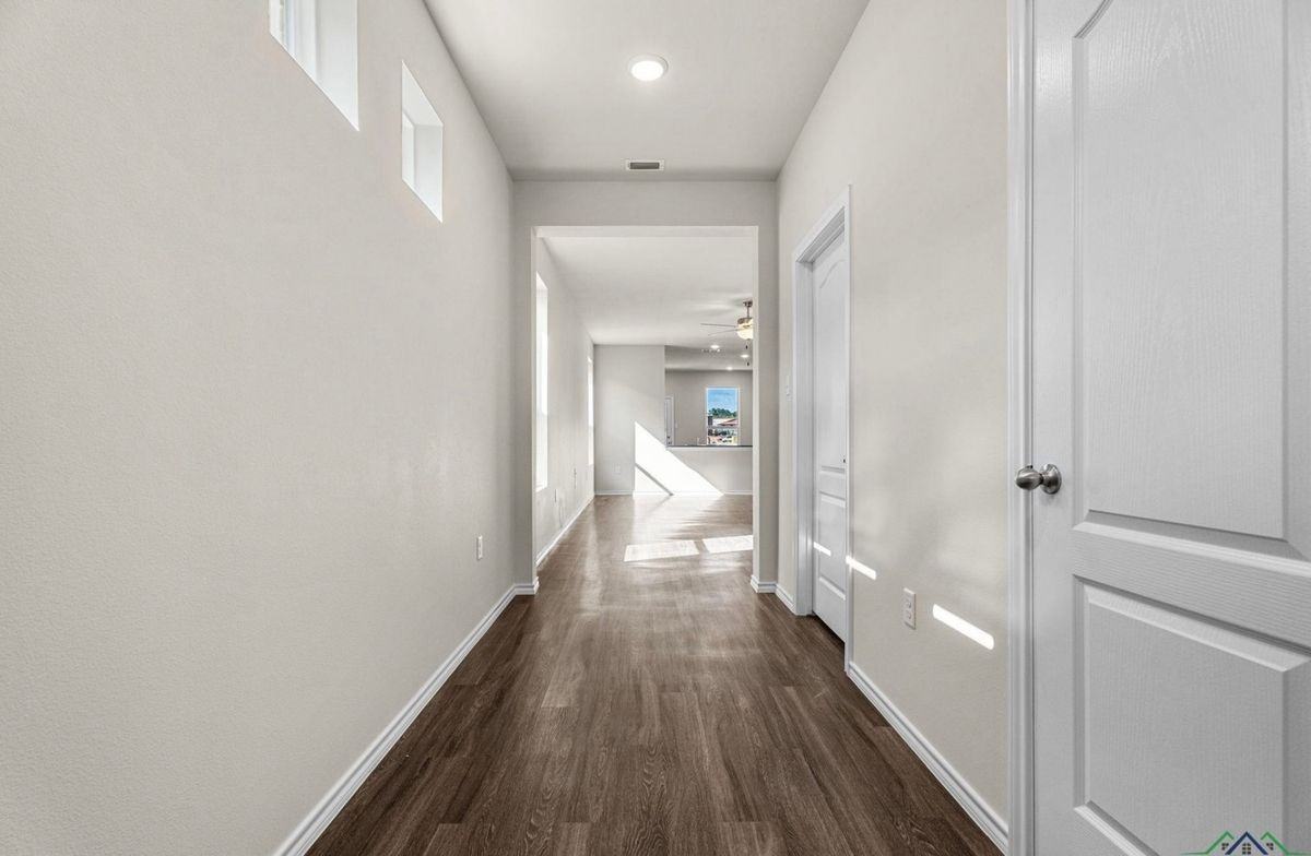 1603 Everwood Ct - Photo 4 of 14