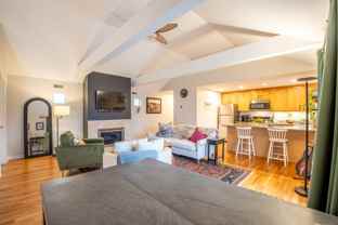 1111 N Honore St - Photo 1 of 1