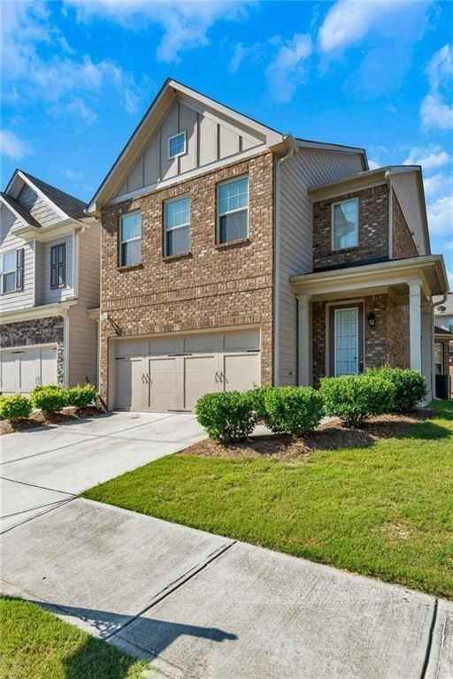 3619 Brockenhurst Dr - Photo 2 of 47