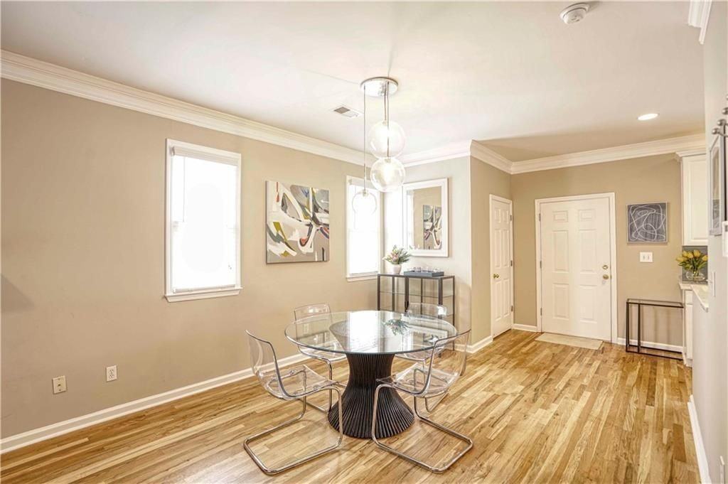 83 Richmond St Se - Photo 7 of 24