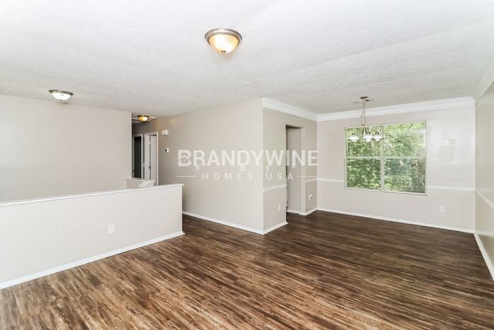 2606 Foxhall Way Se - Photo 5 of 23