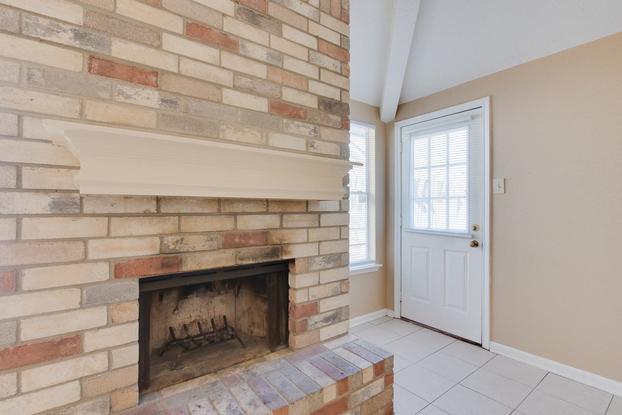 16026 Barbarossa Dr #1 - Photo 7 of 29