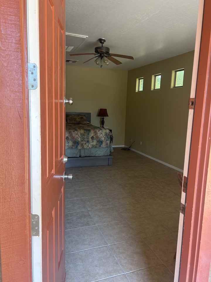 7710 S 22nd Ave #1 - Photo 4 of 8