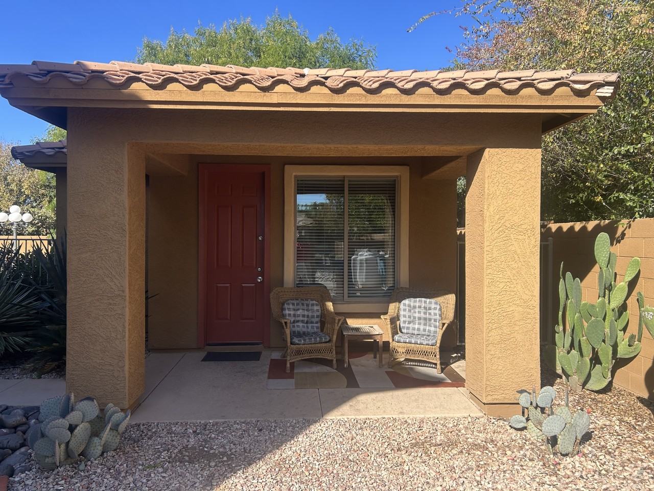 7710 S 22nd Ave #1 - Photo 5 of 8