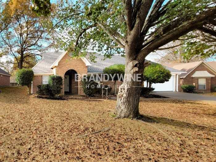 5353 Stephen Forest Cv - Photo 2 of 31