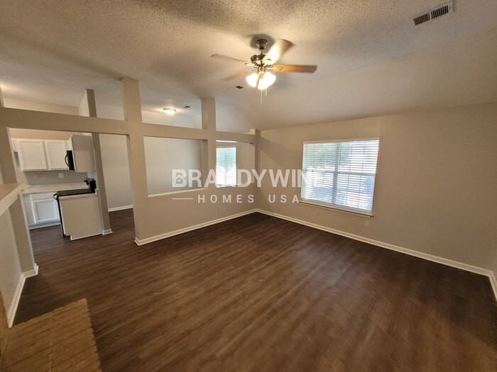 5353 Stephen Forest Cv - Photo 7 of 31