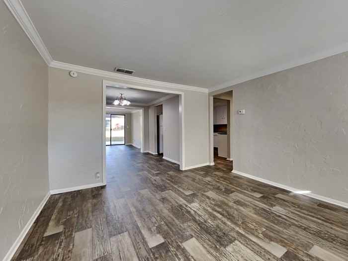 5916 Ensenada Rd - Photo 7 of 27