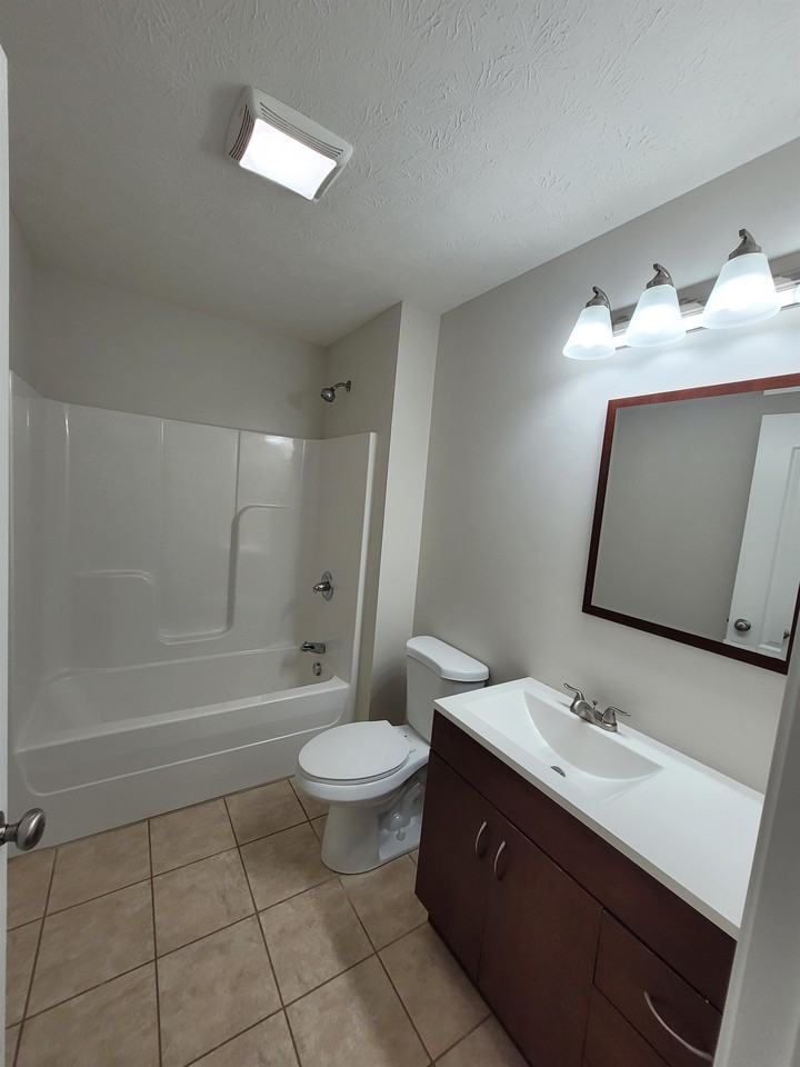 2013 Paris Rd #1 - Photo 6 of 14