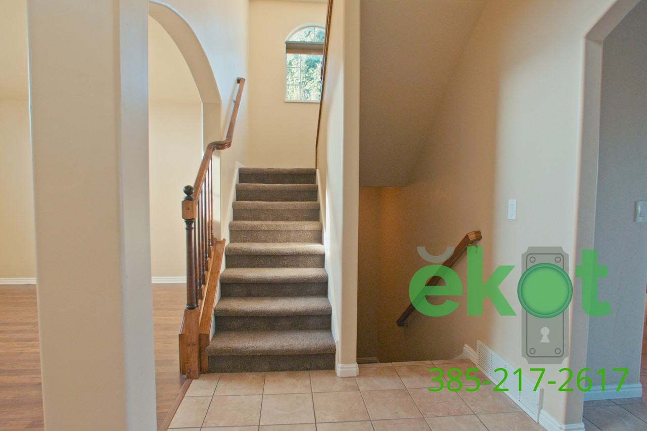 12949 S Zion Park Dr #1 - Photo 3 of 39