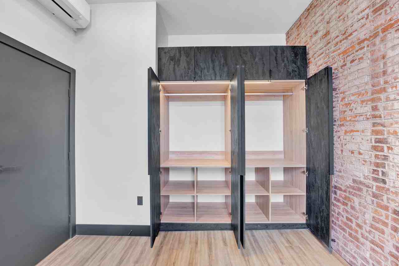 115 Penn Ave #201 - Photo 2 of 6