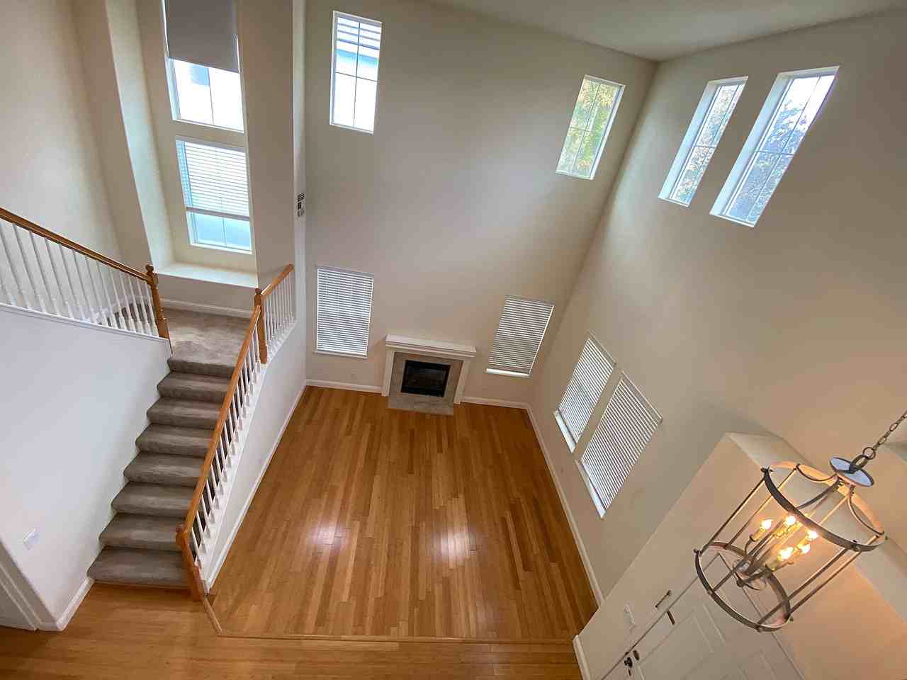 1042 Tulloch Dr #NA - Photo 3 of 16