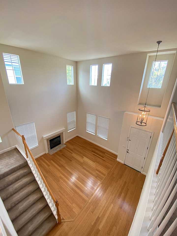 1042 Tulloch Dr #NA - Photo 4 of 16