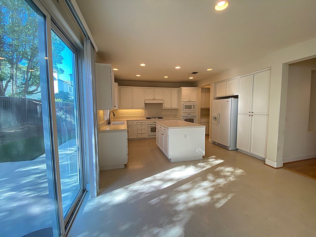 1042 Tulloch Dr #NA - Photo 6 of 16