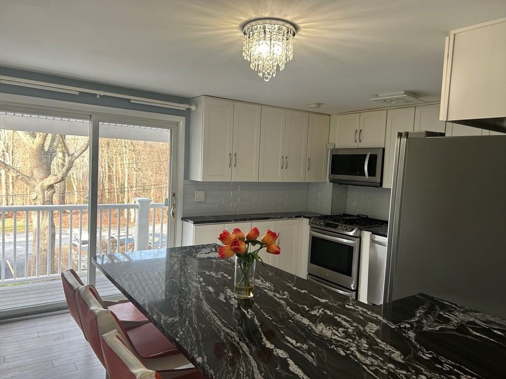 37 Will Dr #12 - Photo 2 of 17