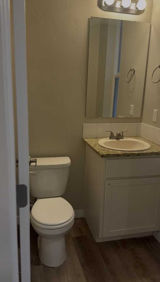 2819 S 10th Ave #A - Photo 4 of 4