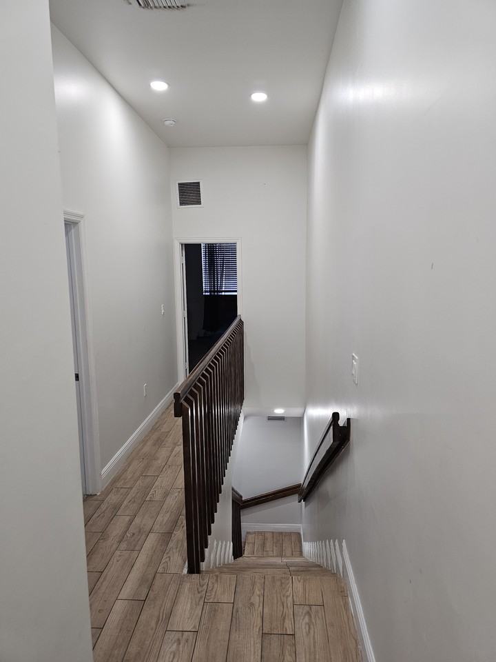 2178 Nw 47th St #0 - Photo 7 of 13