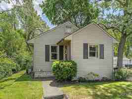 featured image of 146 Bowne St Ne #NA