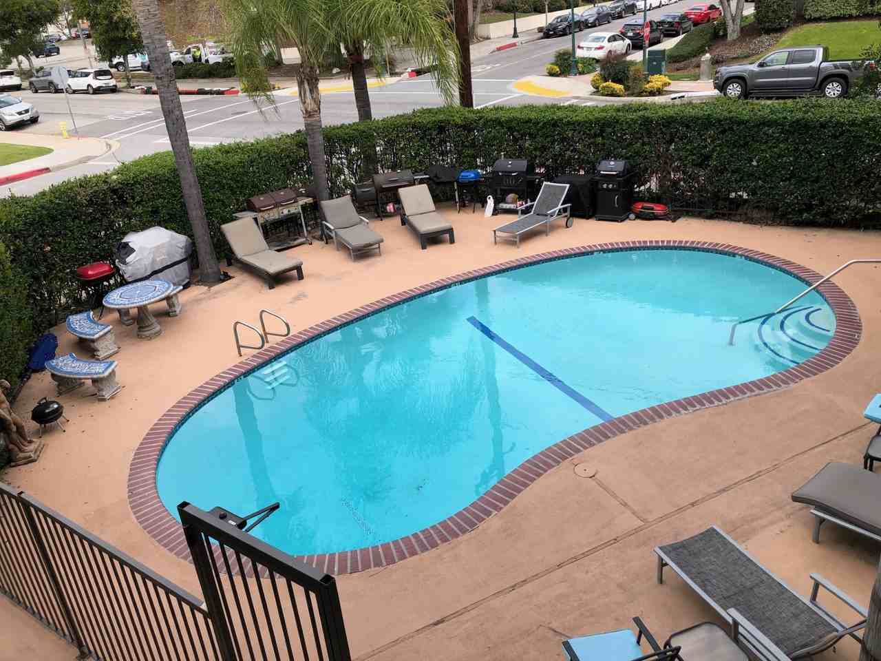 210 W Lemon Ave #32 - Photo 5 of 12