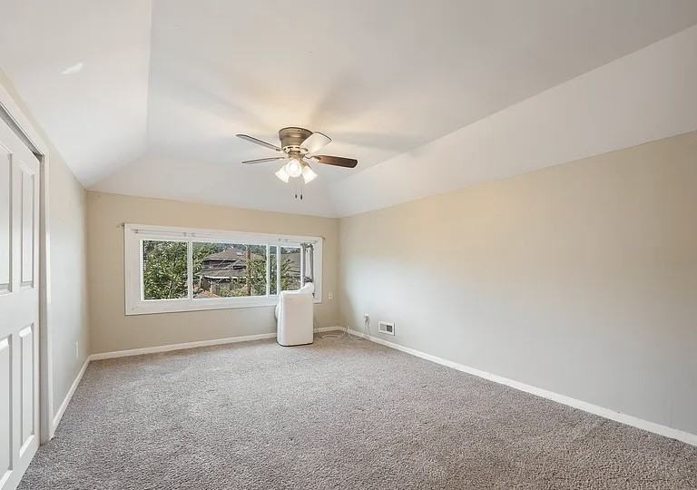 8756 Sproat Ave #NA - Photo 4 of 15