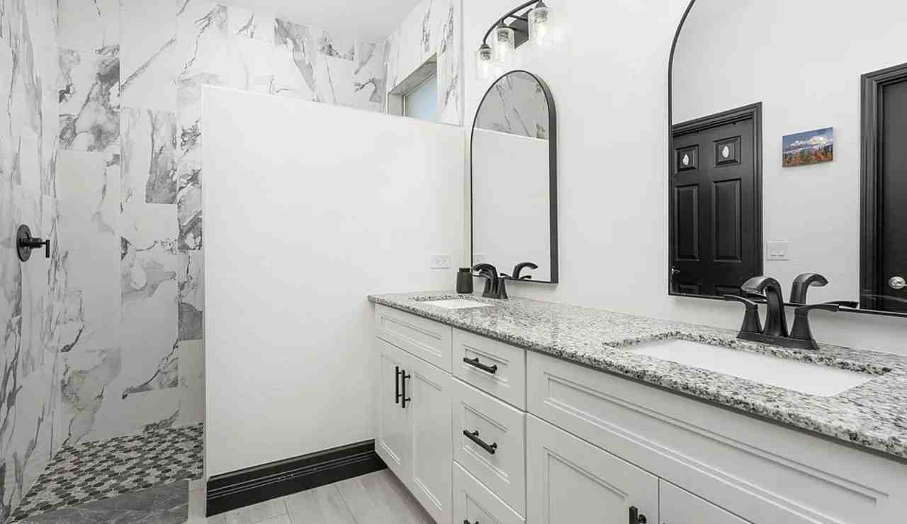 8740 Banyan Bay Blvd #NA - Photo 4 of 7