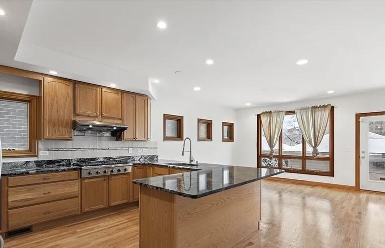 5662 W Berenice Ave #NA - Photo 5 of 28