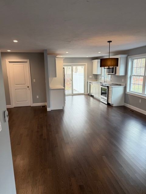 120 Canal St #B - Photo 4 of 17