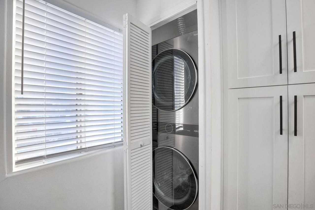 3136 Keats St - Photo 4 of 11