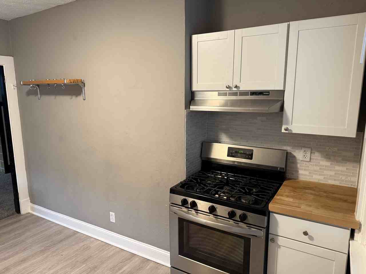 3518 Beechwood Blvd #2 - Photo 5 of 13