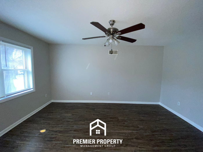 3578 Voltaire Ave - Photo 7 of 50