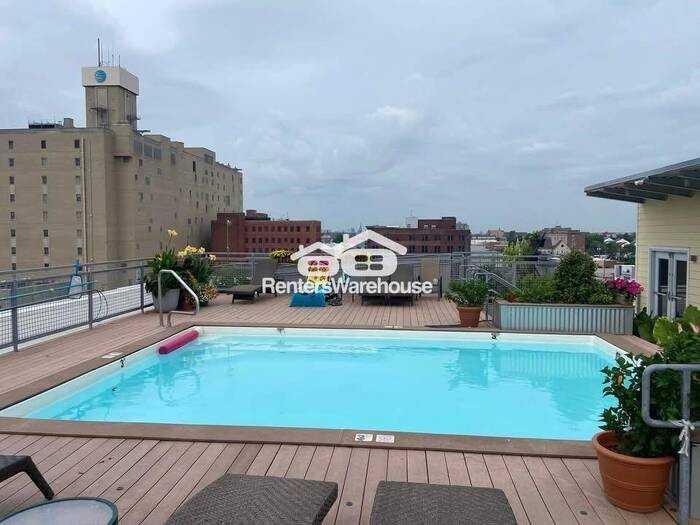 2323 Locust St #410 - Photo 2 of 26