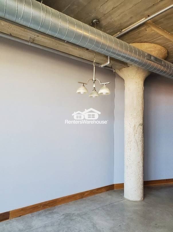 2323 Locust St #410 - Photo 6 of 26