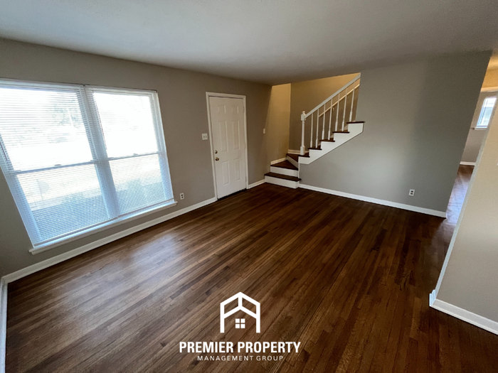 4705 Deluth Ave - Photo 3 of 30