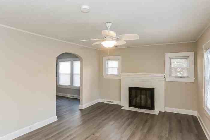 523 Engleside St - Photo 4 of 11