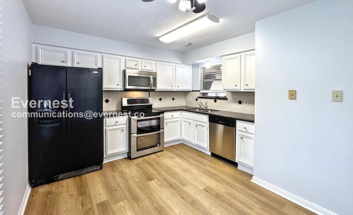 8534 Dawnridge Dr - Photo 2 of 24