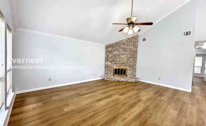 8534 Dawnridge Dr - Photo 6 of 24