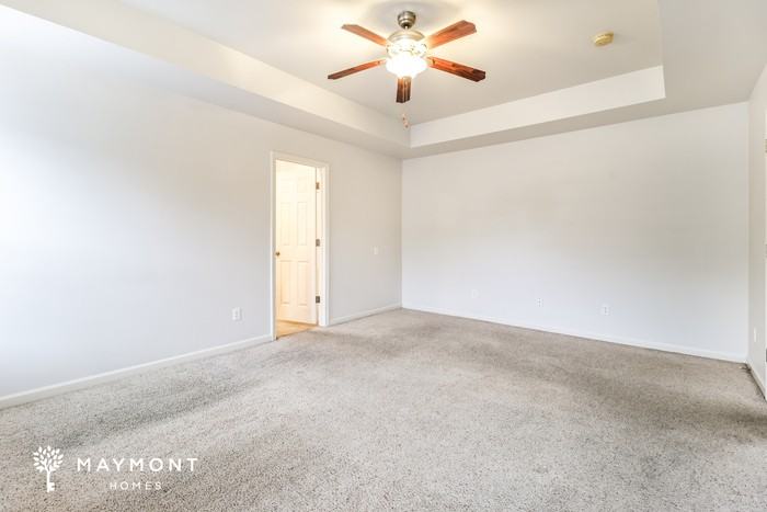 1011 Katy Ln - Photo 7 of 11