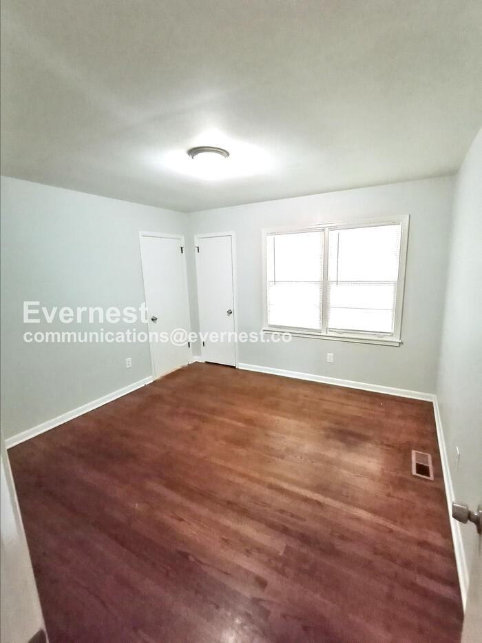 961 Elizabeth Dr - Photo 5 of 14