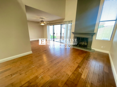 4815 Aliano Plz - Photo 3 of 9