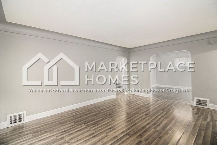 16570 Kentfield St - Photo 4 of 19