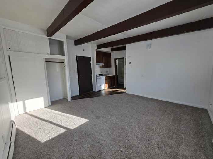 906 Lowell St #1 - Photo 2 of 10