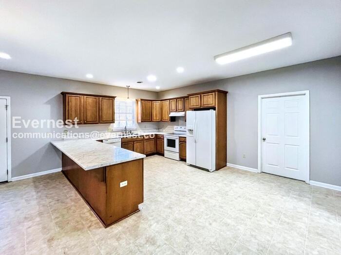 1181 Henry Rd - Photo 2 of 35